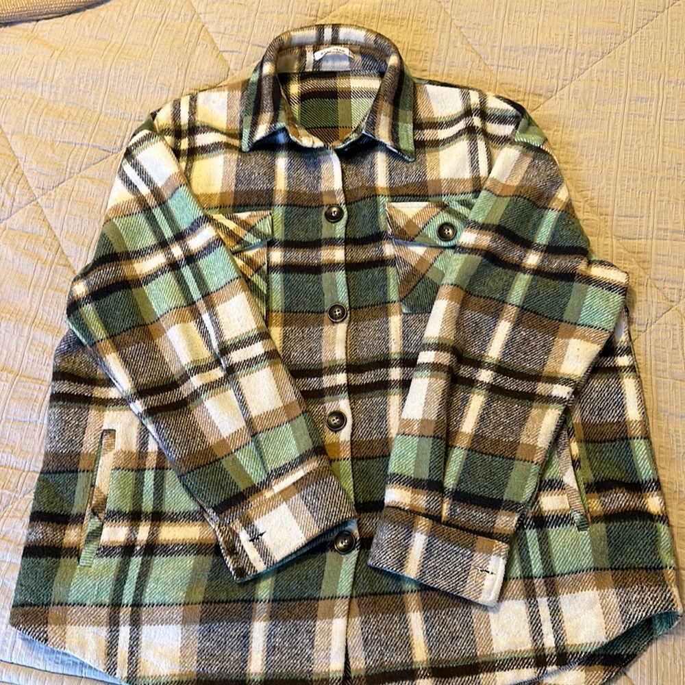 Staccato shacket